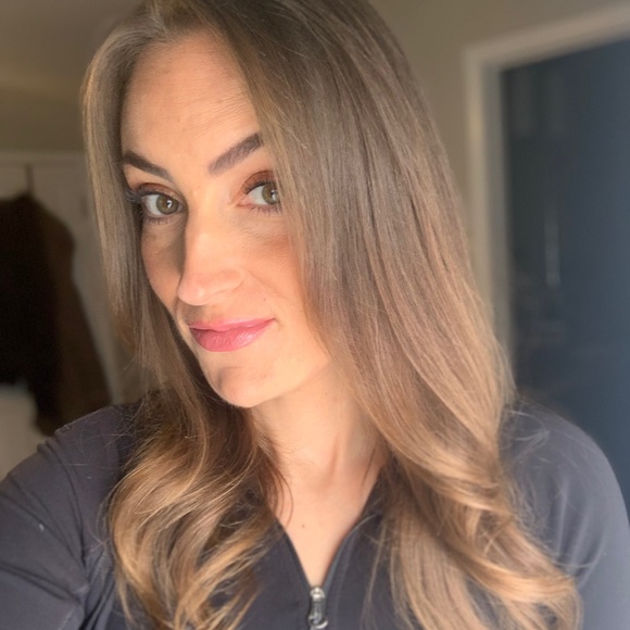 Meet your Posher, Teri - Picture 2 of 2